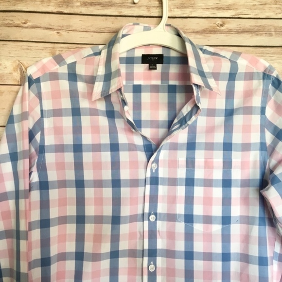 J. CREW | Regular Fit Button Down Size Small - Picture 3 of 6